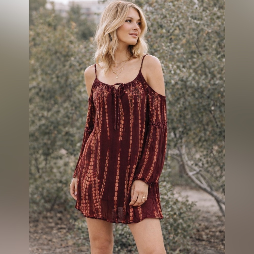 Patrons of Peace Anthropologie Burgundy Tie Dye Cold Shoulder Dress XS
